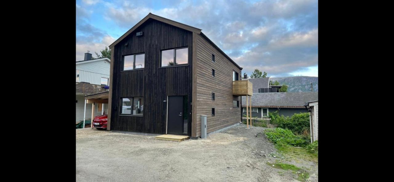 Tromso Central Guest House With Parking Eksteriør bilde